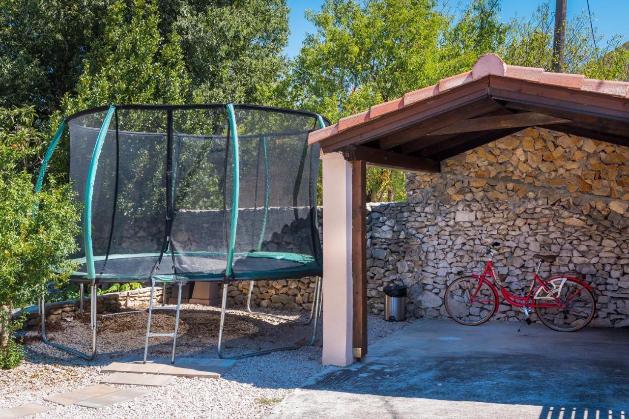 Holiday Home Rosko Skradin Ngoại thất bức ảnh