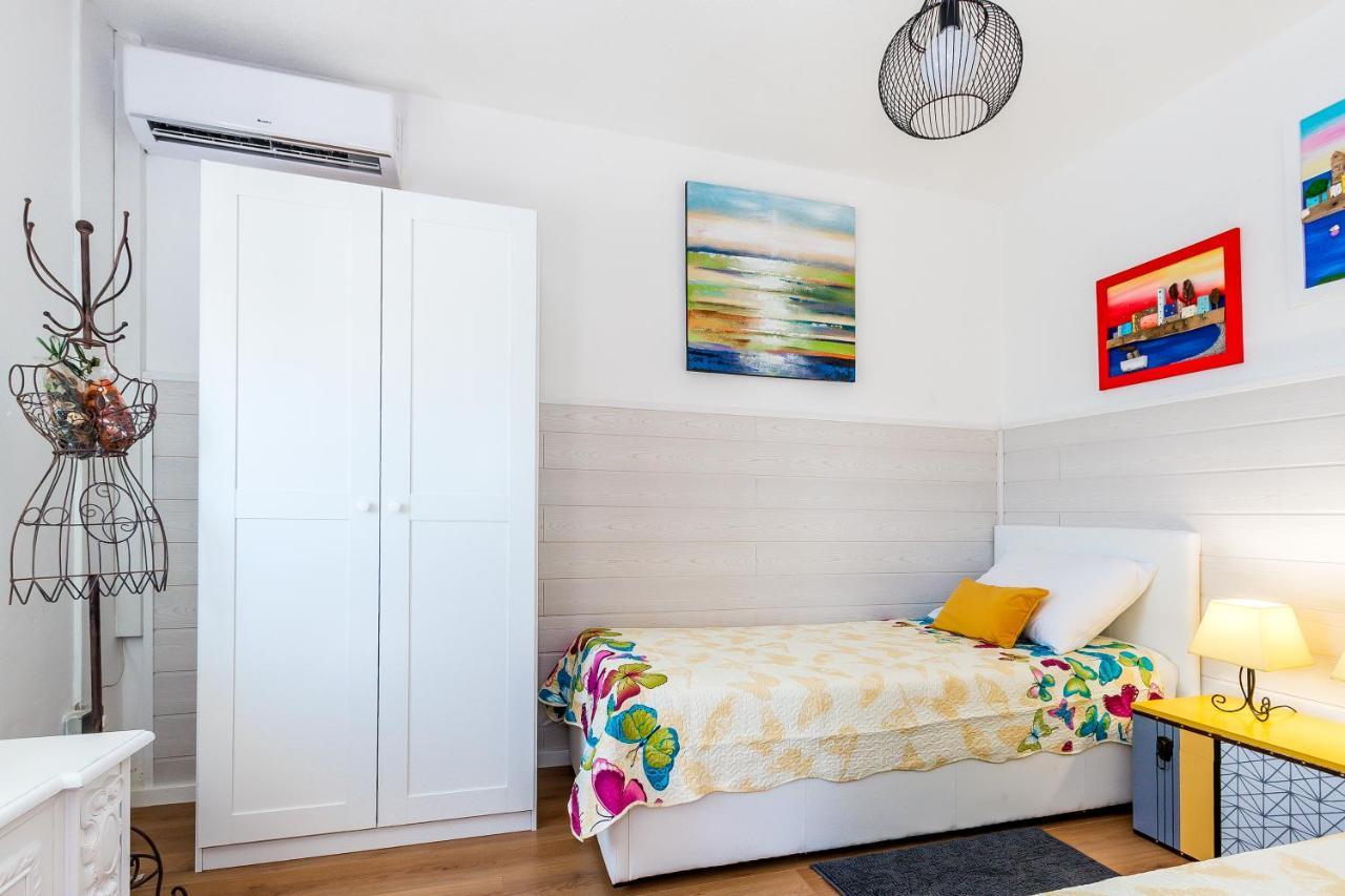 Holiday Home Rosko Skradin Ngoại thất bức ảnh