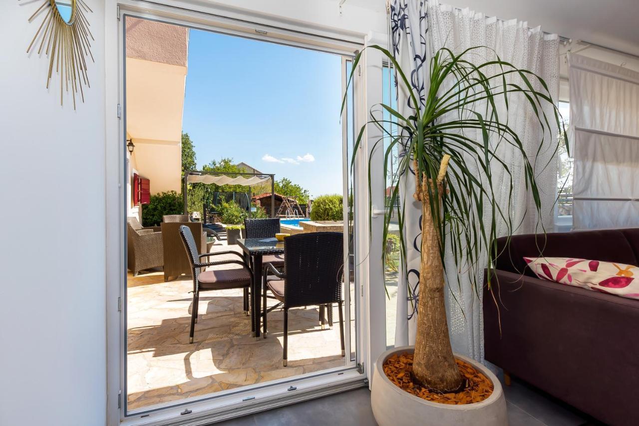 Holiday Home Rosko Skradin Ngoại thất bức ảnh
